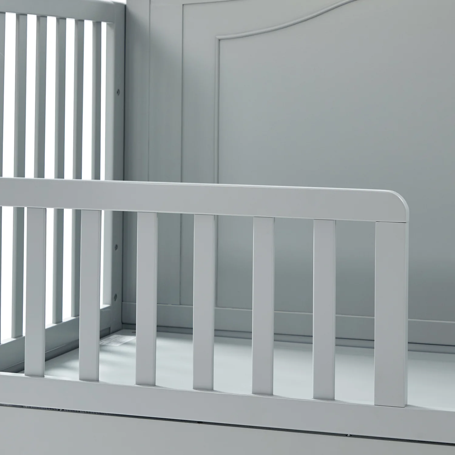 Fabiana Vintage Baby 5-in-1 Convertible Crib - Image 19