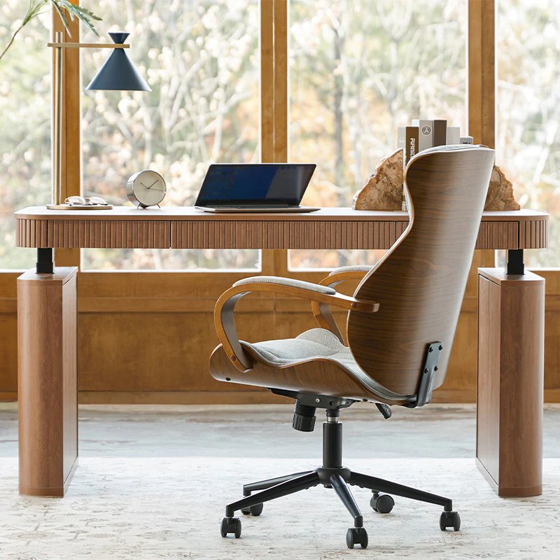 Baggio Modern Electric Adjustable Standing Desk with Cable Management - Image 12